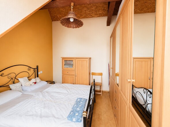 DG Schlafzimmer entpersonalisiert