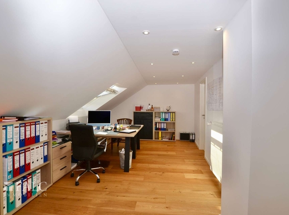 Großes Zimmer DG