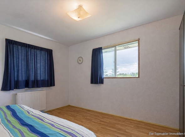 Schlafzimmer 2 
