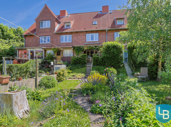 Liebevoll angelegter Garten