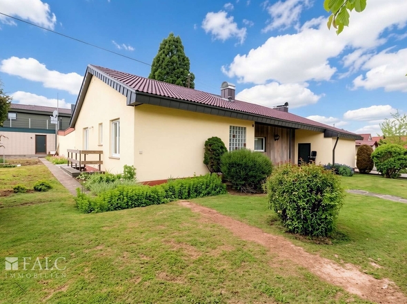 Ansicht Nord-Ost/ Haus1