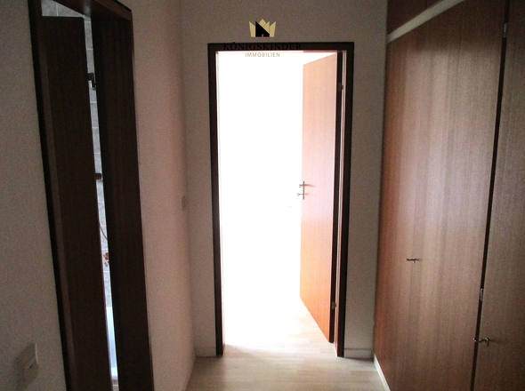 Flur_Nischenschrank