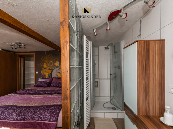 Schlafzimmer & Bad 2 HW