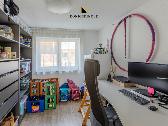 EG: Zimmer 2 als Homeoffice / Gästezimmer / Abstellraum...