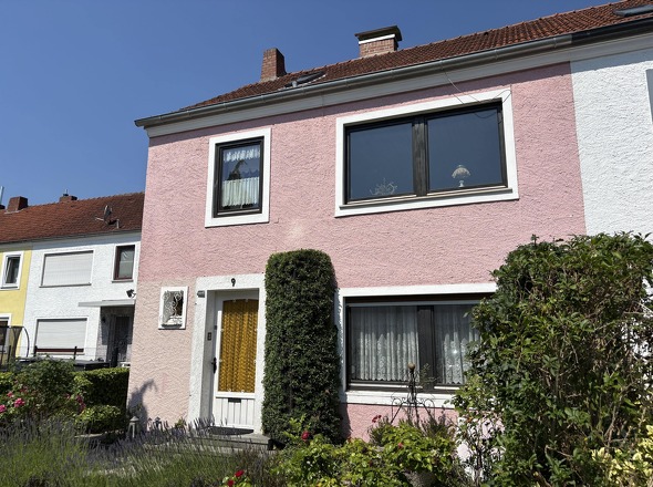 Straßenansicht