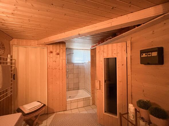 eingener Wellnessbereich im Keller