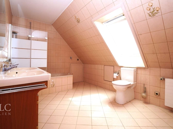 Badezimmer DG