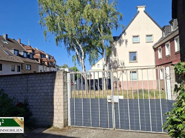 Zufahrt zum Hof