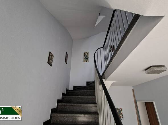 Treppe zum 1.OG