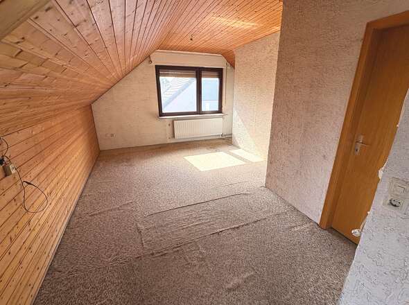 teilweise ausgebautes DG  in Eingenleistung