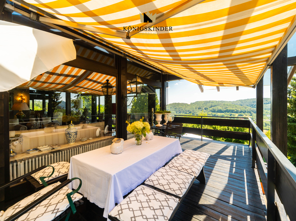 Dann raus auf die Terrasse zum Digestif...