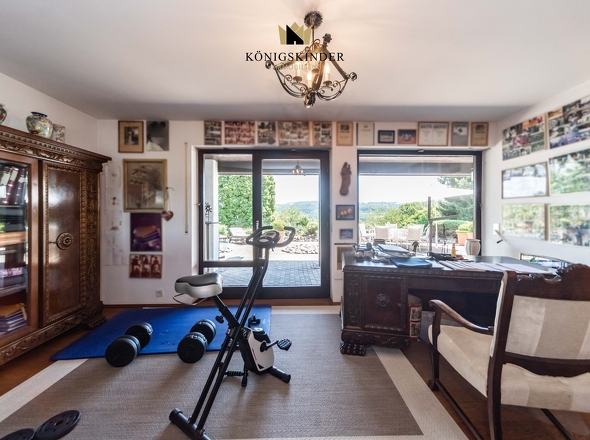 Wohnraum oder Fitnessraum