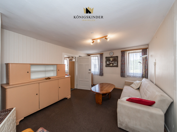 Durchgangszimmer 1