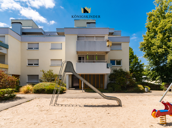 Hof /Spielplatz
