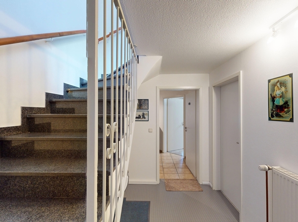 Massives Treppenhaus