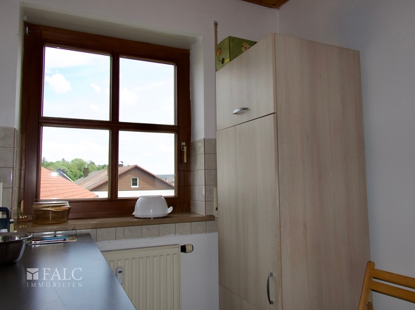Küche mit Fenster 
