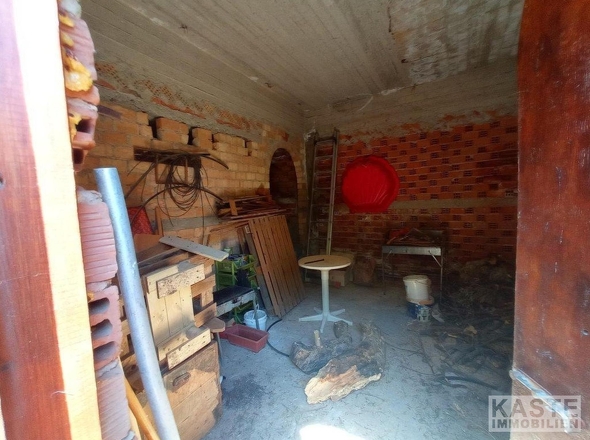 Keller