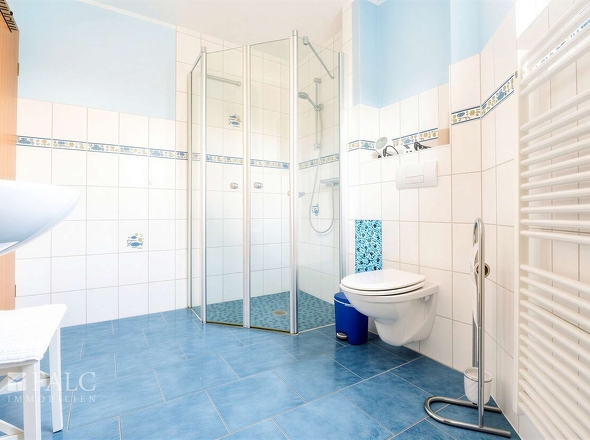 Badezimmer im Erdgeschoss