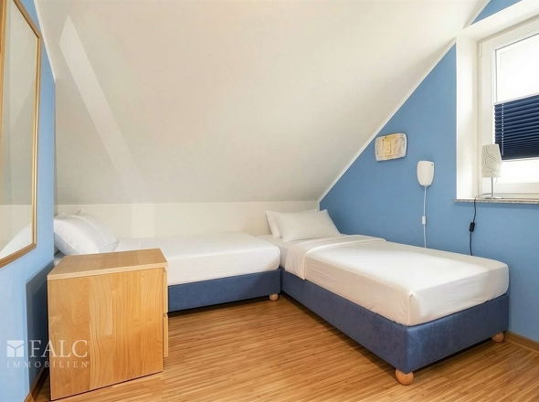 Schlafzimmer II im Dachgeschoss