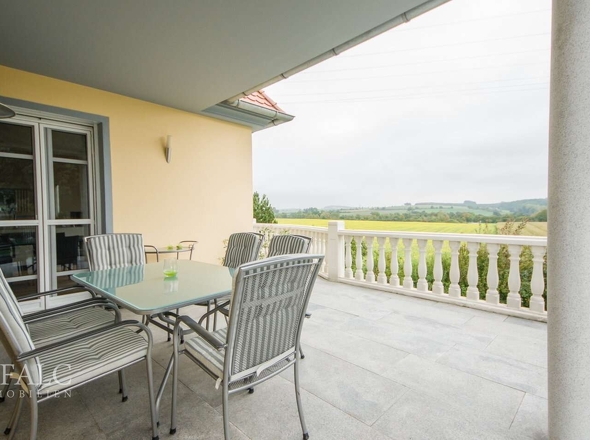 Terrasse mit herrlichem Weitblick