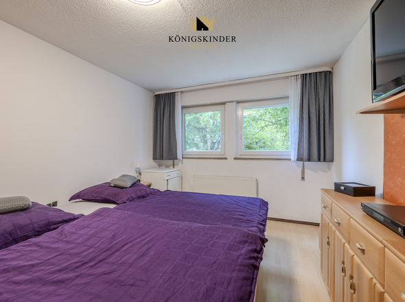 Zimmer 1 als Schlafzimmer/Kinderzimmer/Home-Office-Zimmer