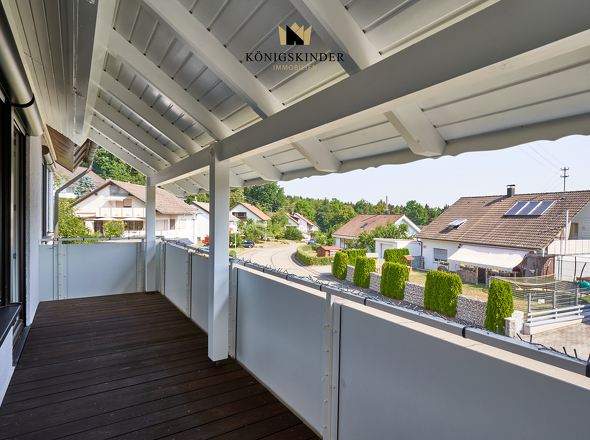 Balkon im Erdgeschoss