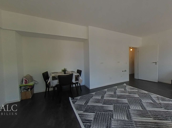 1 OG Wohnzimmer mit Küche