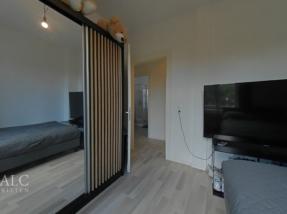 2 OG Schlafzimmer