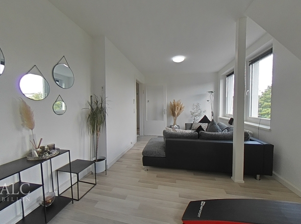 3 OG Wohnzimmer mit Küche