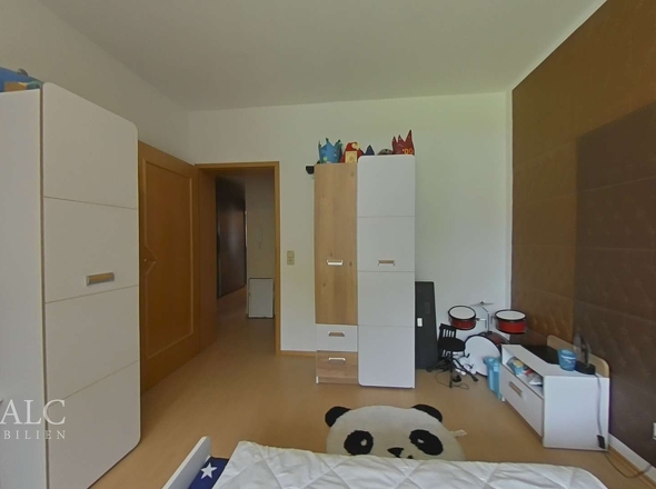 EG links Schlafzimmer