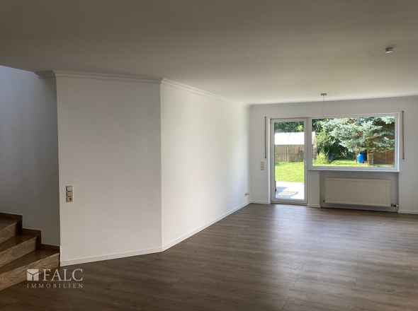 EG rechts Wohnzimmer