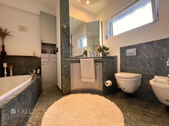 Badezimmer EG
