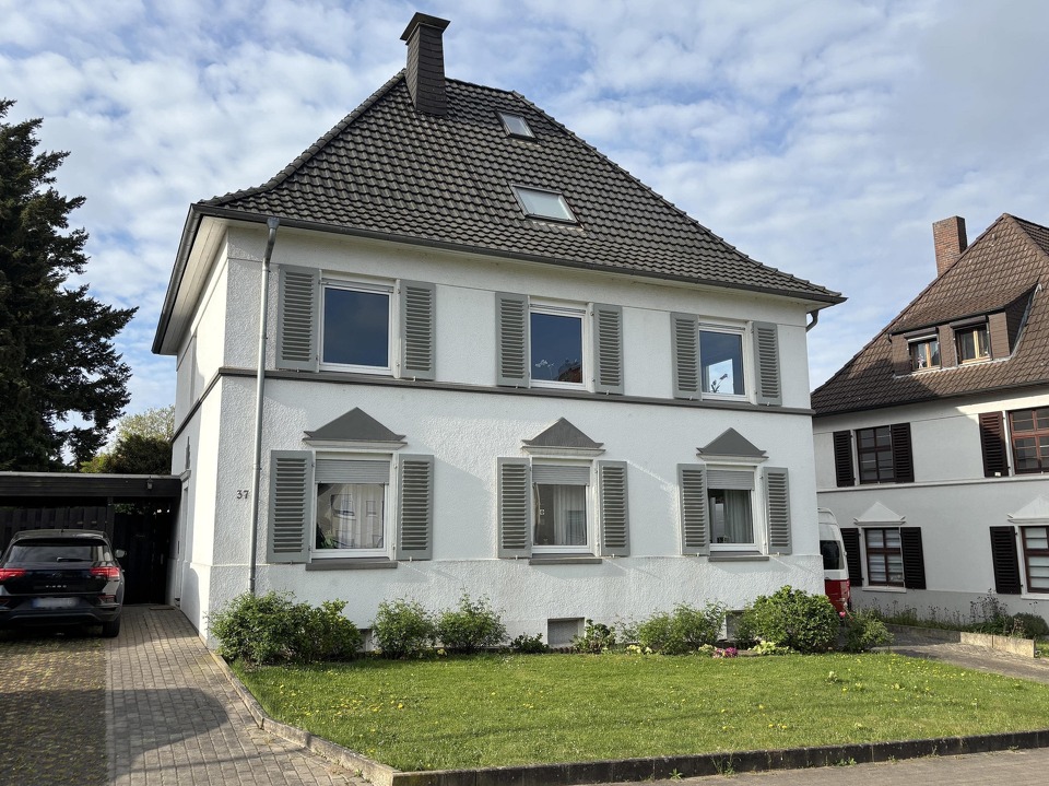 Straßenansicht