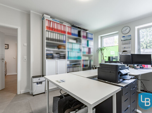 Individuell nutzbares Zimmer im EG
