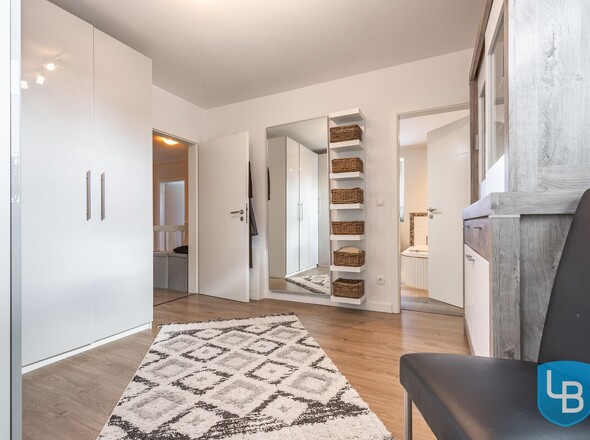 Durchgangszimmer/ Ankleidezimmer