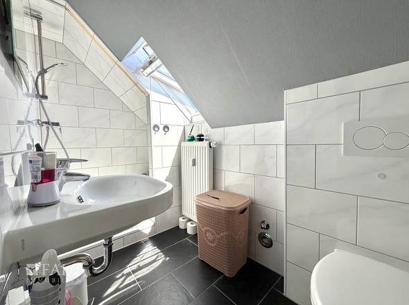 Badezimmer DG