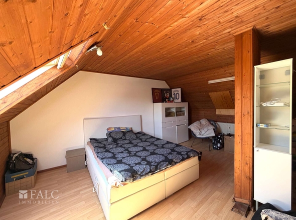 Schlafzimmer DG