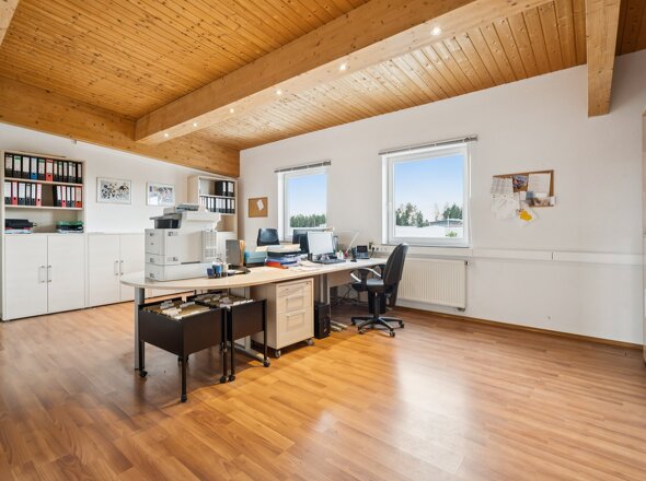 Büro4