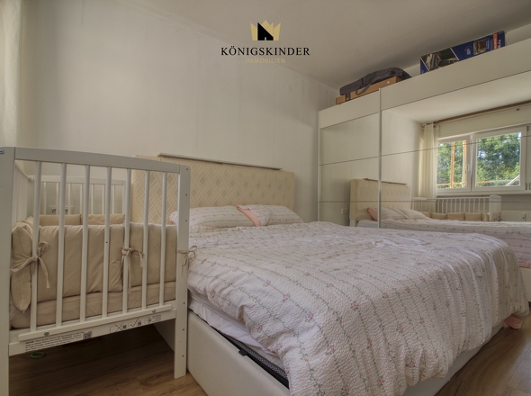 großes Schlafzimmer 