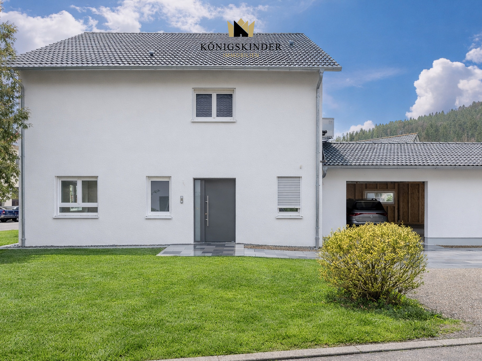 Hochwertiges Familienhaus...