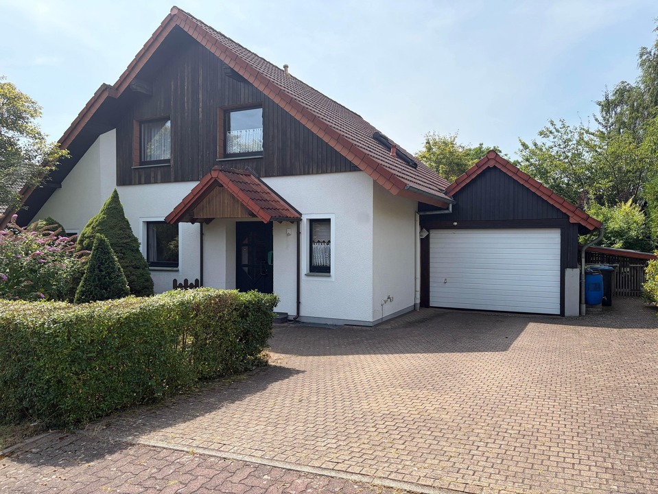 Straßenansicht