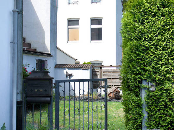 Zugang über den Garten