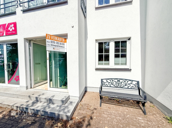 Eingang Büro 