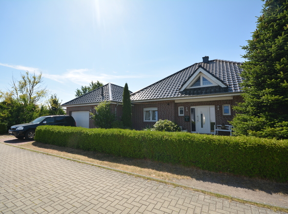 Straßenansicht