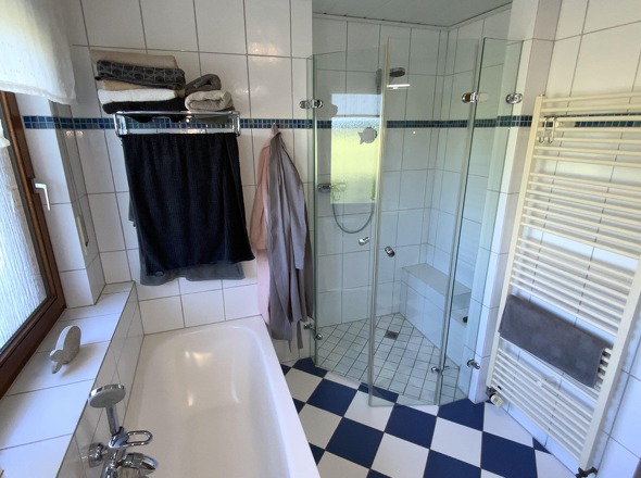 Badezimmer im EG