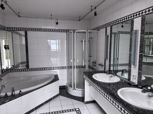 Badezimmer OG