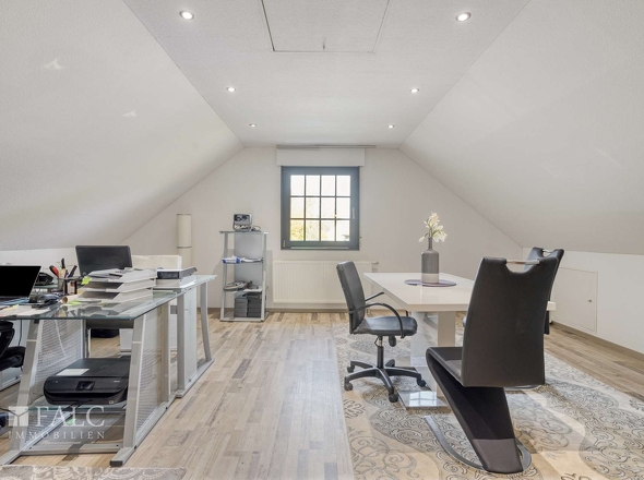 Büro OG