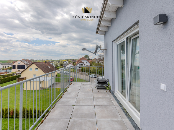 ...und Zugang zur Dachterrasse