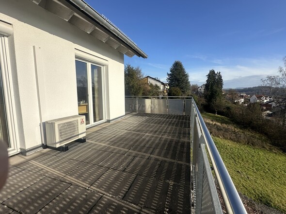 Balkon EG
