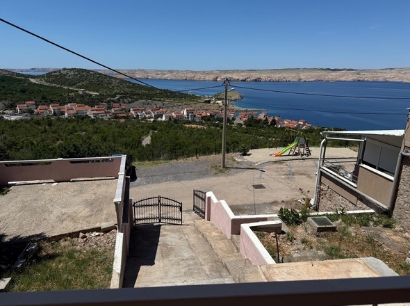 stinica-samostojeca-kuca-s-otvorenim-pogledom-na-more-i-garazom_15